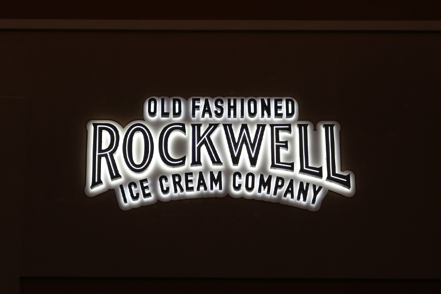 8 Rockwell Ice Cream CS